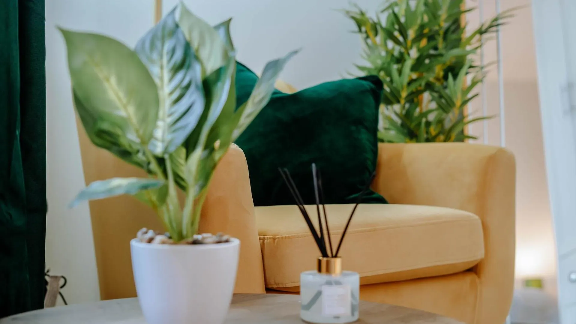Mayfield Two - Central Harrogate Apartment
