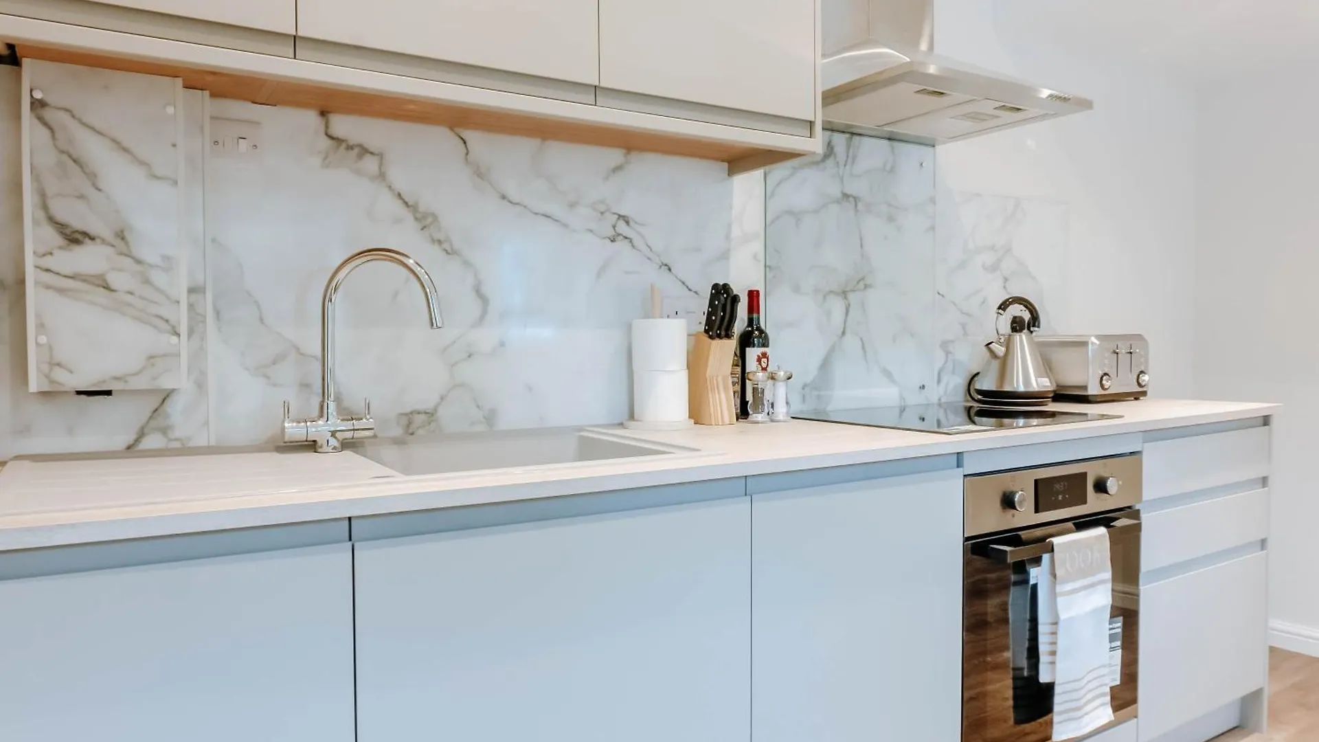 Mayfield Two - Central Harrogate Apartment