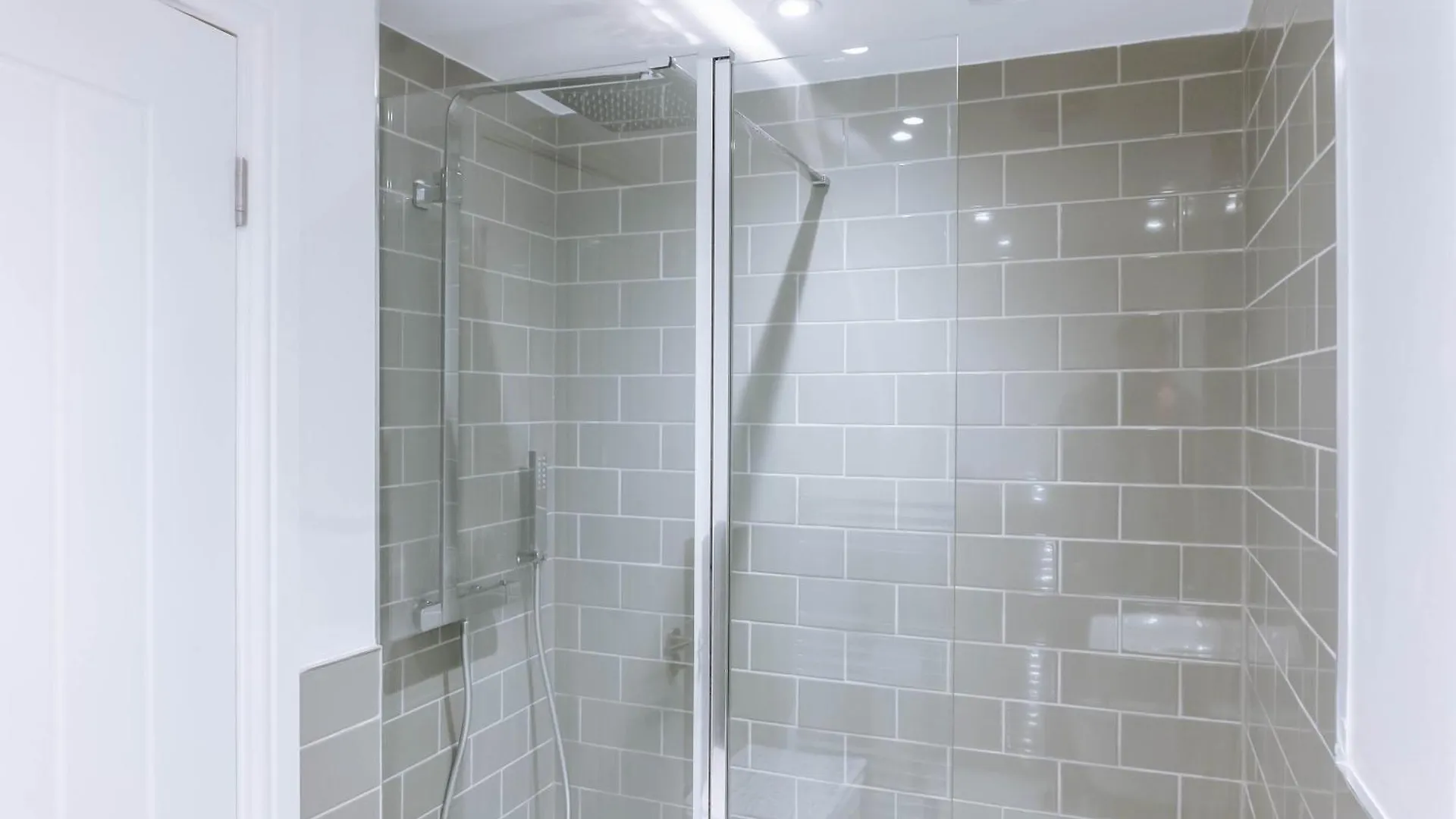 Mayfield Two - Central Harrogate Apartment