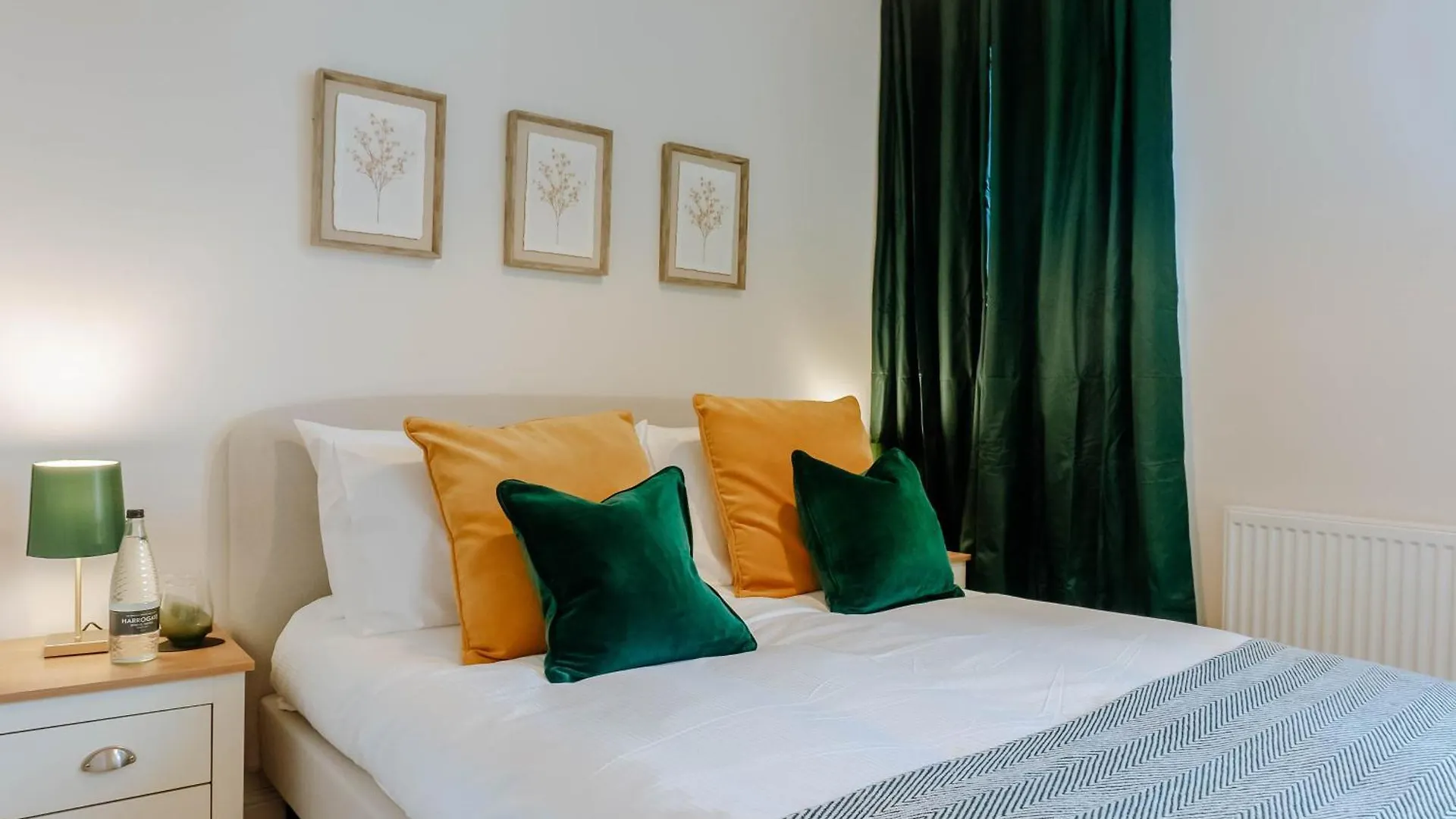 Mayfield Two - Central Harrogate Apartment
